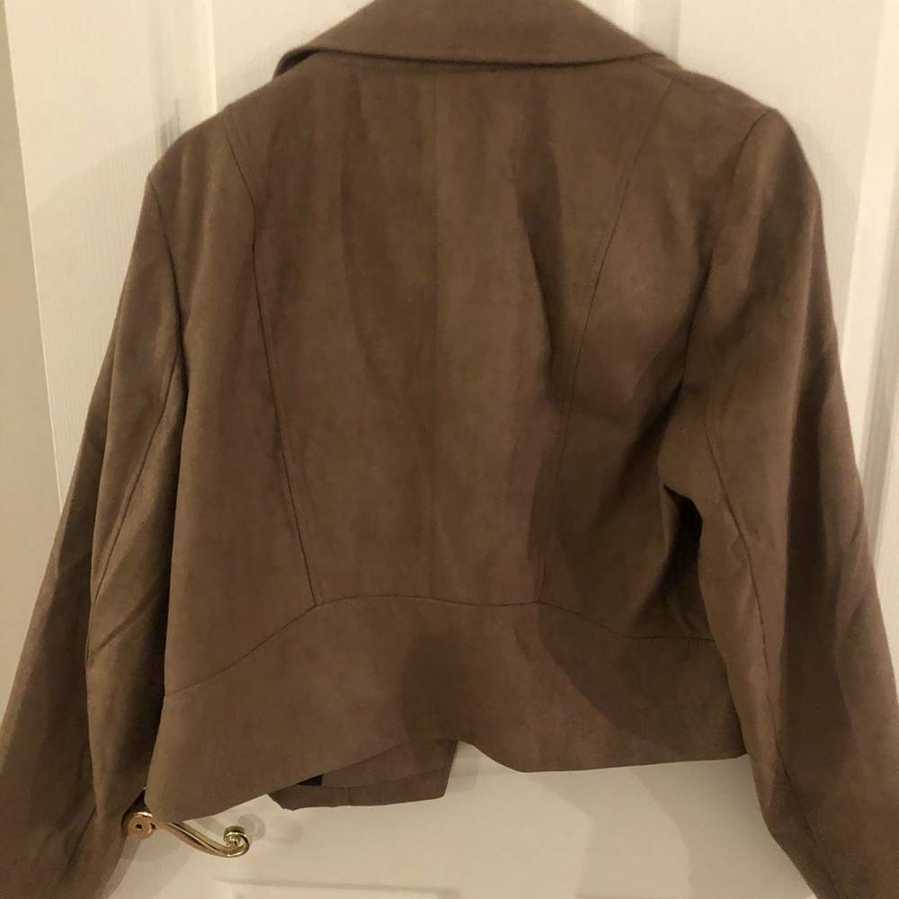 Jacket - Picture 3 of 3